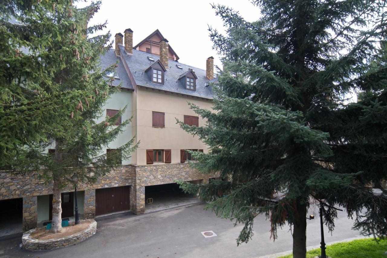 Appartement Lebre By Totiaran à Naut Aran Extérieur photo
